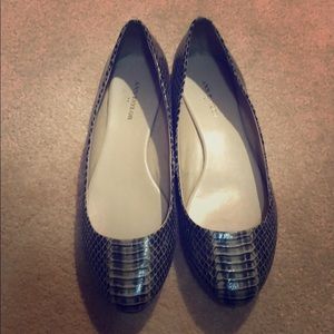 Ann Taylor Snakeskin Flats